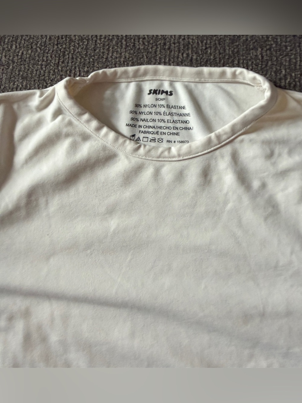SKIMS SOFT SOOTHING LONG SLEEVE TOP - Picture 4 of 4